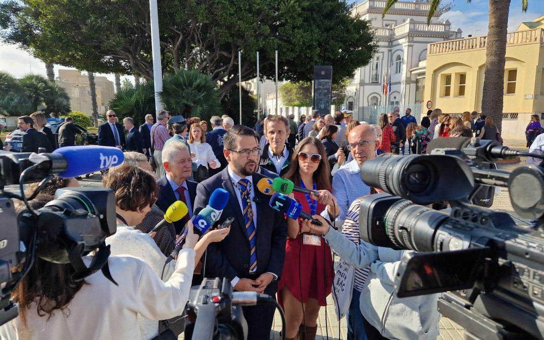 Somos Melilla pide a Albares que informe de forma directa a Melilla sobre la aduana comercial