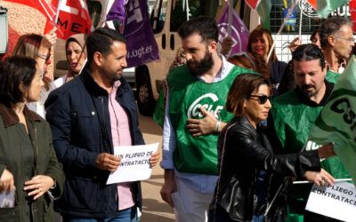Somos Melilla muestra su apoyo a los trabajadores del Gámez Morón